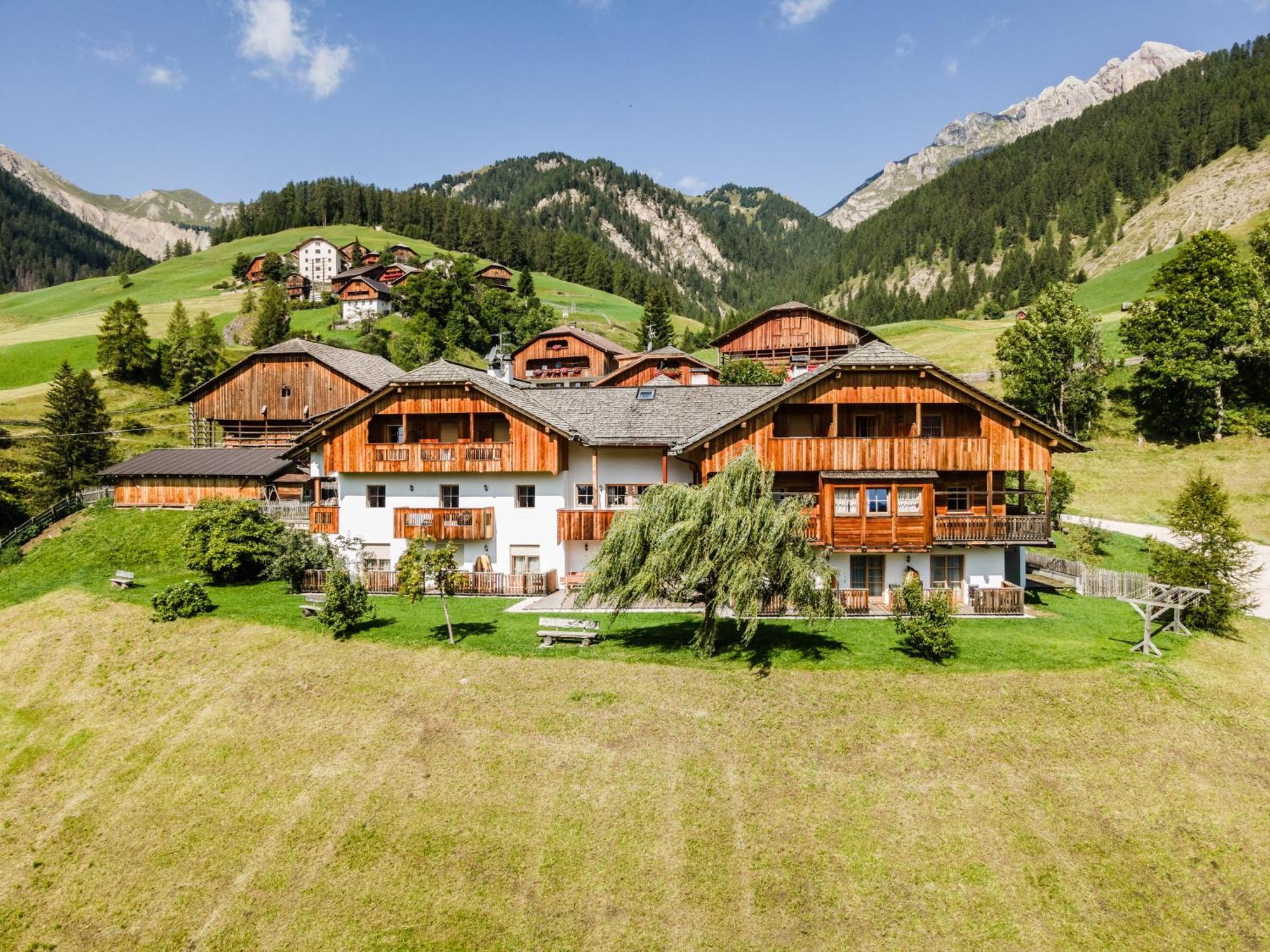 Hotel Pension Odles San Martino in Badia Luaran gambar