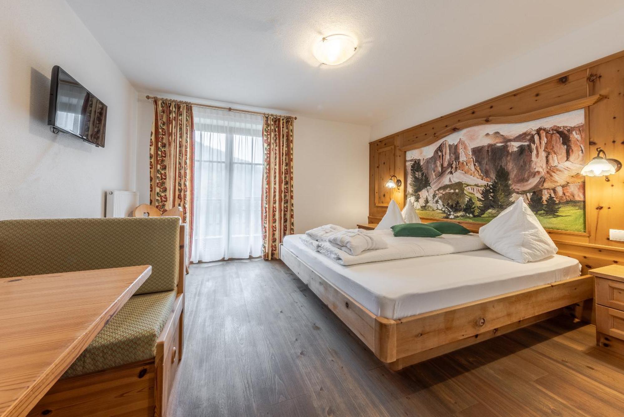 Hotel Pension Odles San Martino in Badia Luaran gambar