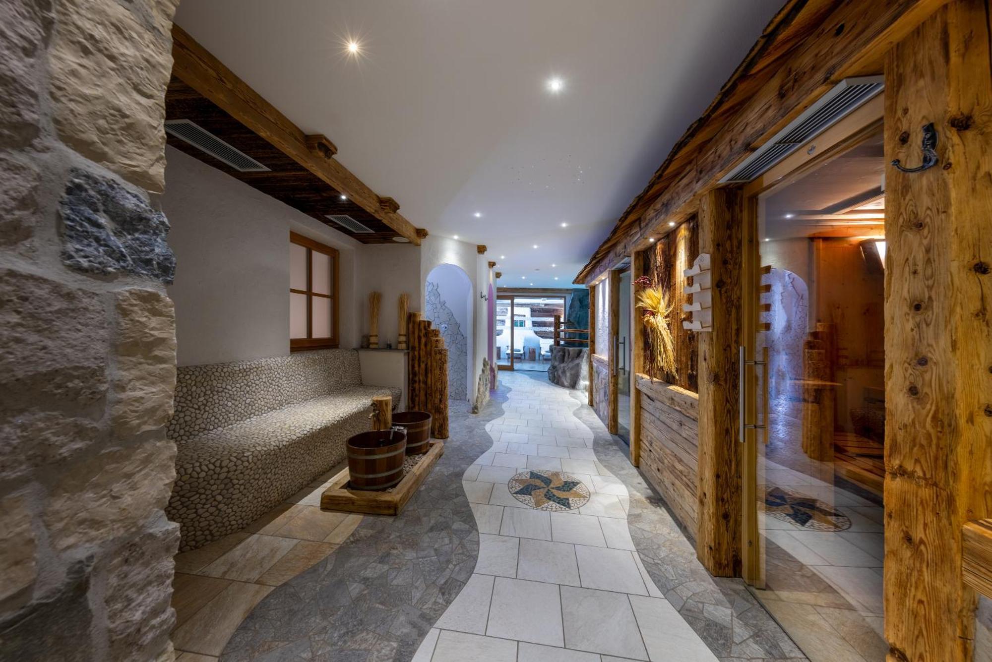 Hotel Pension Odles San Martino in Badia Luaran gambar