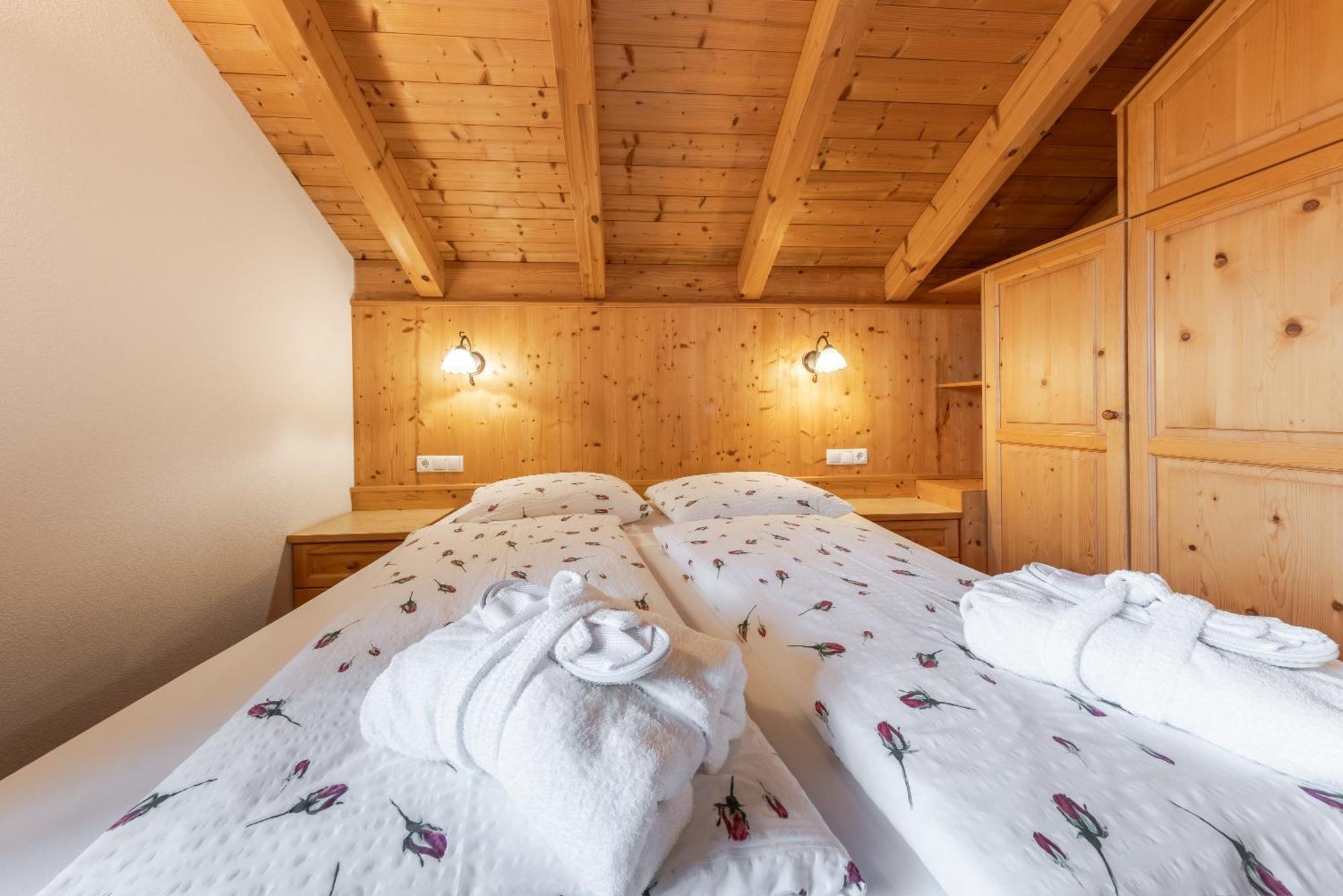 Hotel Pension Odles San Martino in Badia Luaran gambar